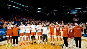 All-American Dalton Knecht leads No. 2 Tennessee back to the Sweet 16 with 62-58 win over Texas