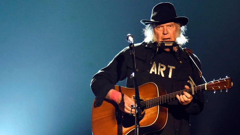 Neil-Young-Getty.jpg