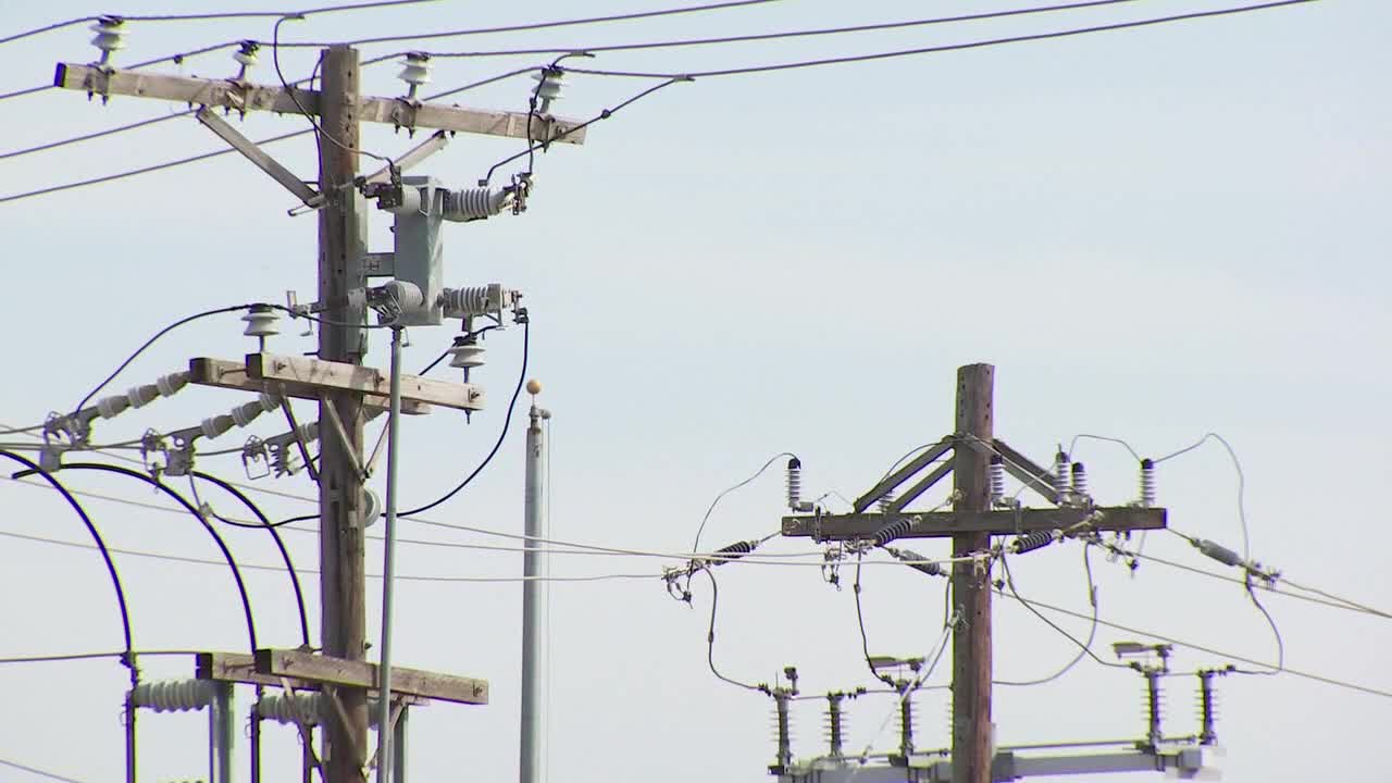 ERCOT says Texas power grid ready for possible winter storm this week