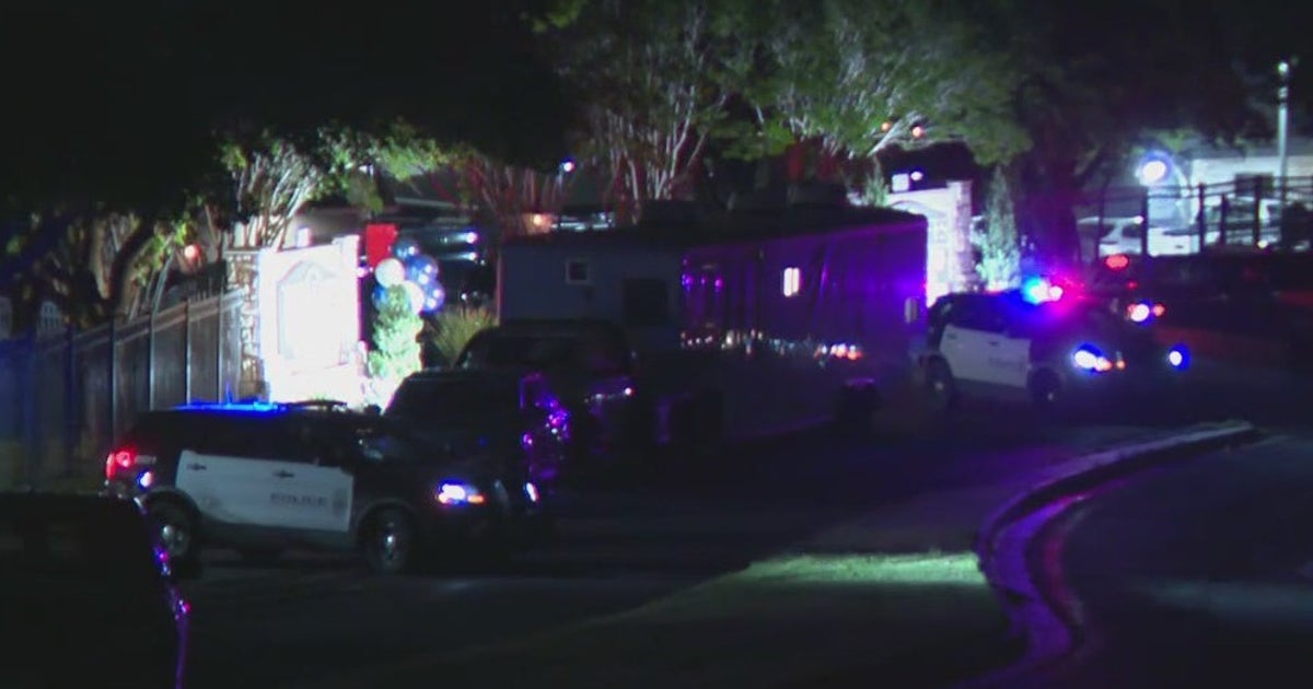 Man shot by APD officer after disturbance at Austin apartment: APD ...