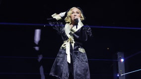 Madonna stops Miami concert because it was too cold