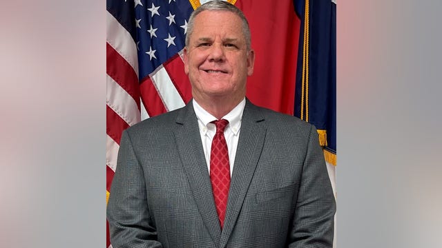 Uvalde mayor announces immediate resignation due to medical concerns