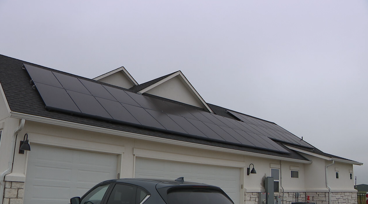 Texas laws taking effect Sept. 1: Solar sales, electronics repair and gold currency