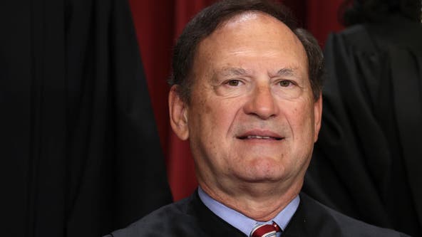 Second flag linked to Jan. 6 rioters displayed at Justice Alito's summer home: report