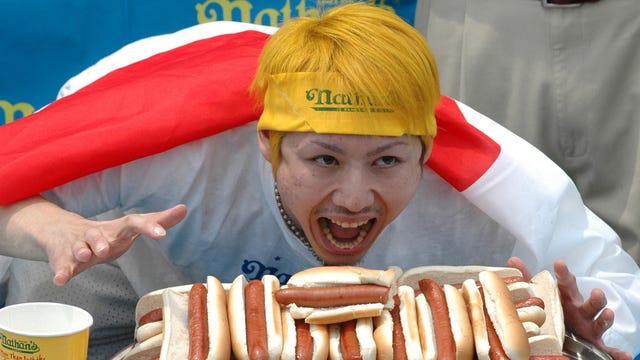 Competitive eater Takeru Kobayashi retires, shares health concerns