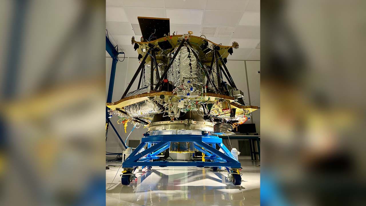 Lander CULT Limited “iss.3” Lunar Lander in Cedar Park almost ready for the moon | FOX 7