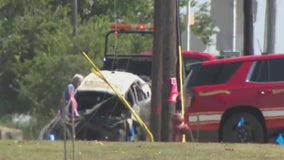 Georgetown deadly crash: 1 killed, 2 injured