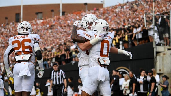 Texas Longhorns drop to No. 6 after close win against Vanderbilt