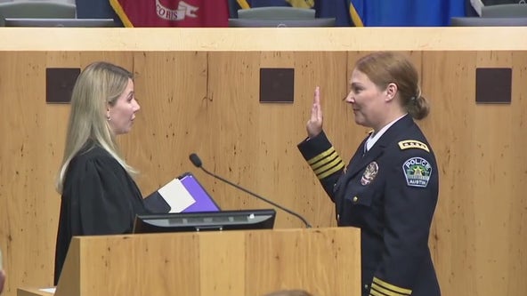 Austin police chief Lisa Davis officially sworn in