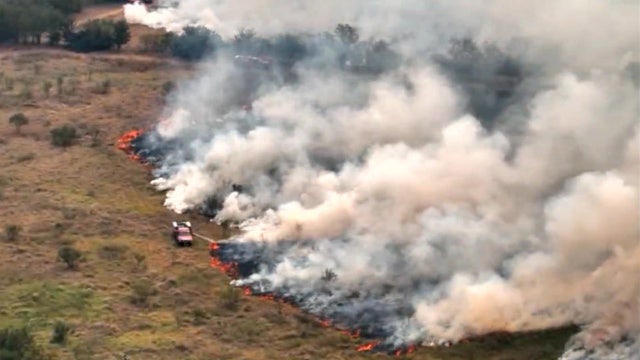 Brush fire in East Austin burns 55 acres; injures 2 firefighters: AFD