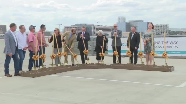 Mariachi group at Crockett Early College High School