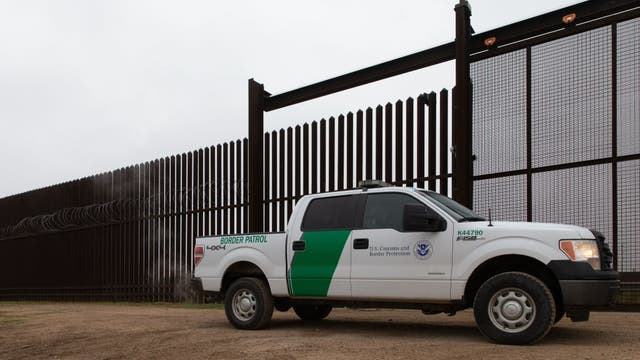 Feds seize over 36 pounds of cocaine from tractor in South Texas