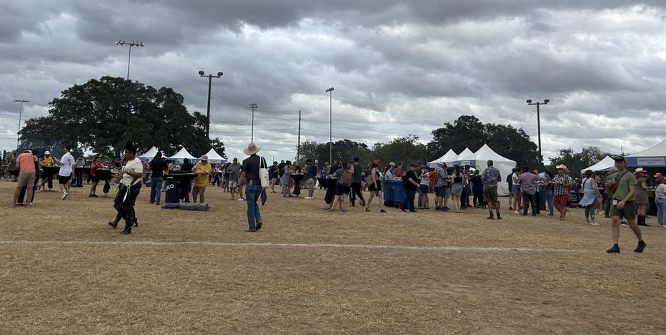 Poll shows US Senate race in Texas primaries could be headed for runoff