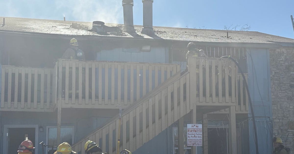 9 people displaced after North Austin apartment fire: AFD | FOX 7 Austin
