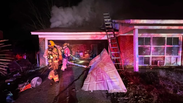 AFD investigating cause of East Austin house fire