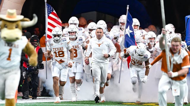 Longhorns coach Steve Sarkisian agrees to contract extension, reports say