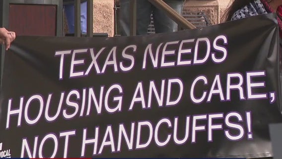 Activists calling on Texas lawmakers to address overdose deaths, homelessness