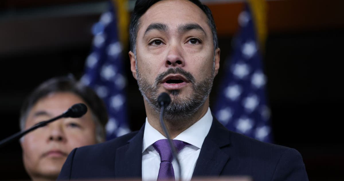 Texas congressman files resolution to compel Trump admin to release El Salvador deportation records
