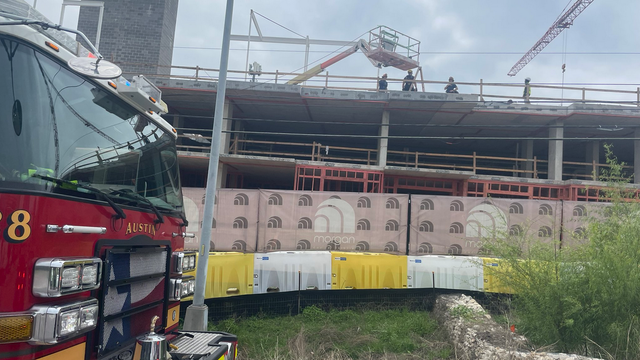 Boom lift operator rescued in North Austin, taken to hospital: AFD