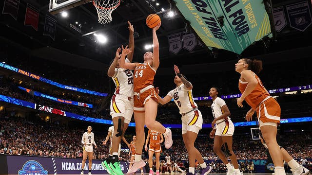 Defending national champion South Carolina returns to title game with 74-57 rout of Texas
