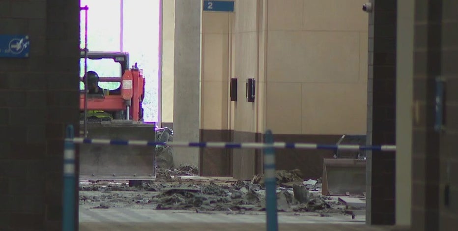 Demolition crews start taking apart Austin Convention Center