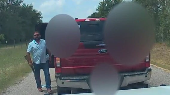 VIDEO: Man pulls out shotgun on driver during road rage incident in Cedar Creek