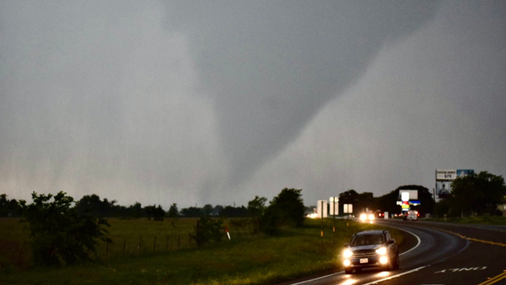 EF-1 tornado confirmed in Burnet County with several homes receiving damage