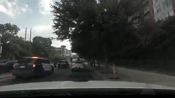 Downtown Austin police chase ends in crash