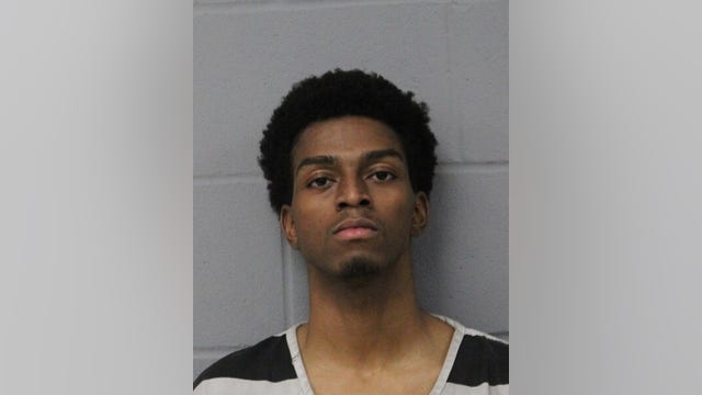 Austin PD arrests man in deadly East Austin double shooting