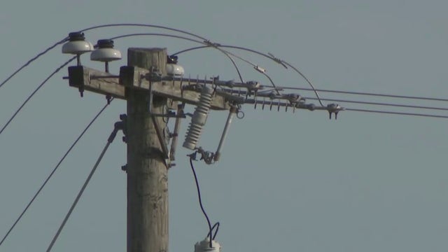 Thousands lose power in WilCo in nearly triple-digit temps