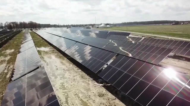 Energy expert raises concerns about bills' impact on solar, wind industry | Texas: The Issue Is