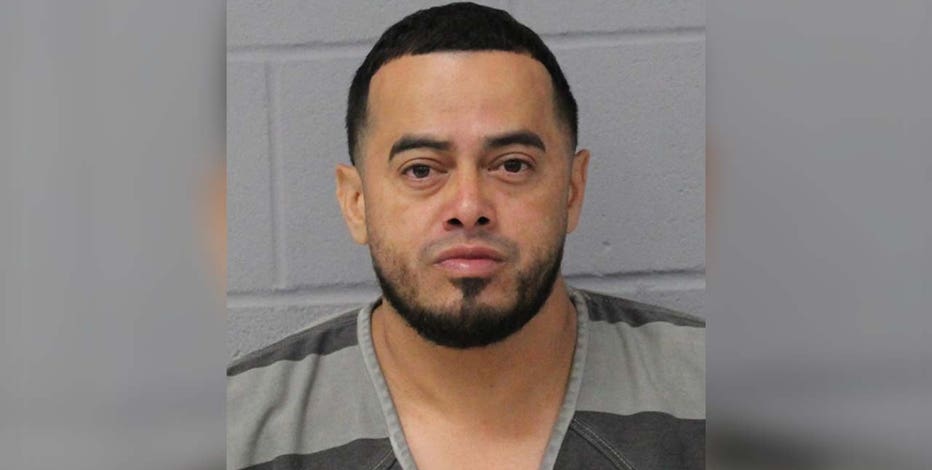 Man charged with murder for shooting, killing teen in SE Austin
