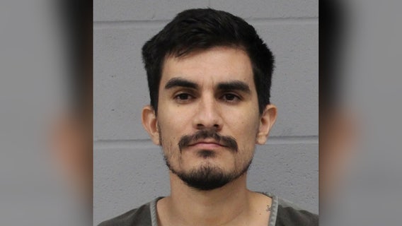 Man wanted for kidnapping & robbing woman in 2022 extradited from Panama