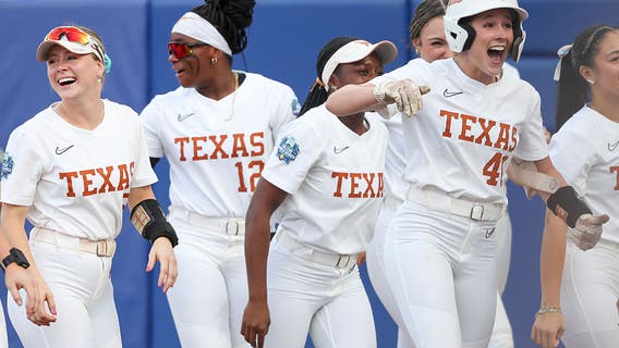 Texas beats Texas Tech 10-4 in decisive 3rd game of WCWS to win its 1st national championship