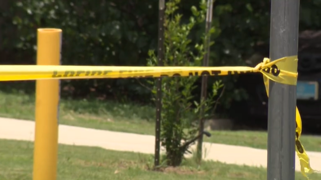 Victim shot while driving car in eastern Travis County