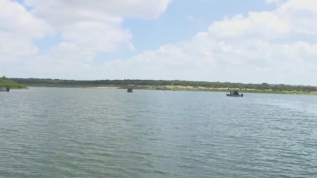 WilCo first responders join forces for water rescue training