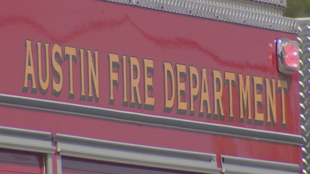Apartment fire in North Austin; crews responding