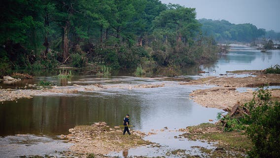 Texas flooding: Sightseers hamper first responders in Kerrville, police say