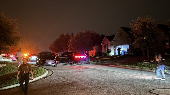 Man dead after small house fire in Leander: police