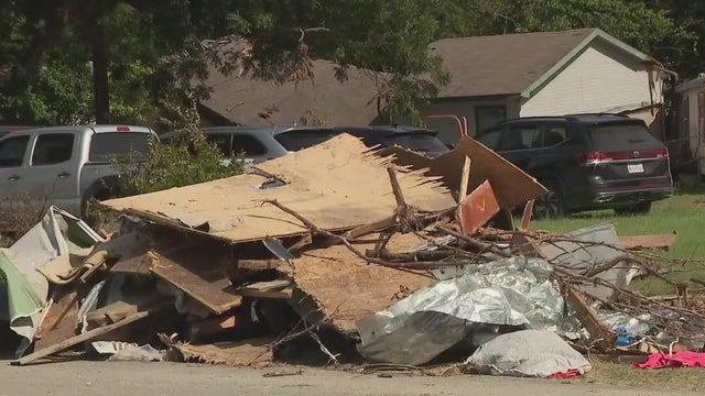 Sandy Creek community voice frustrations toward Travis County after deadly flooding