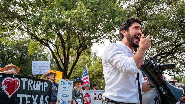 Greg Casar announces reelection campaign, continues fight against new congressional maps