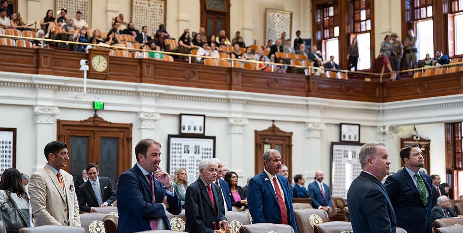 Texas House passes redrawn congressional district map