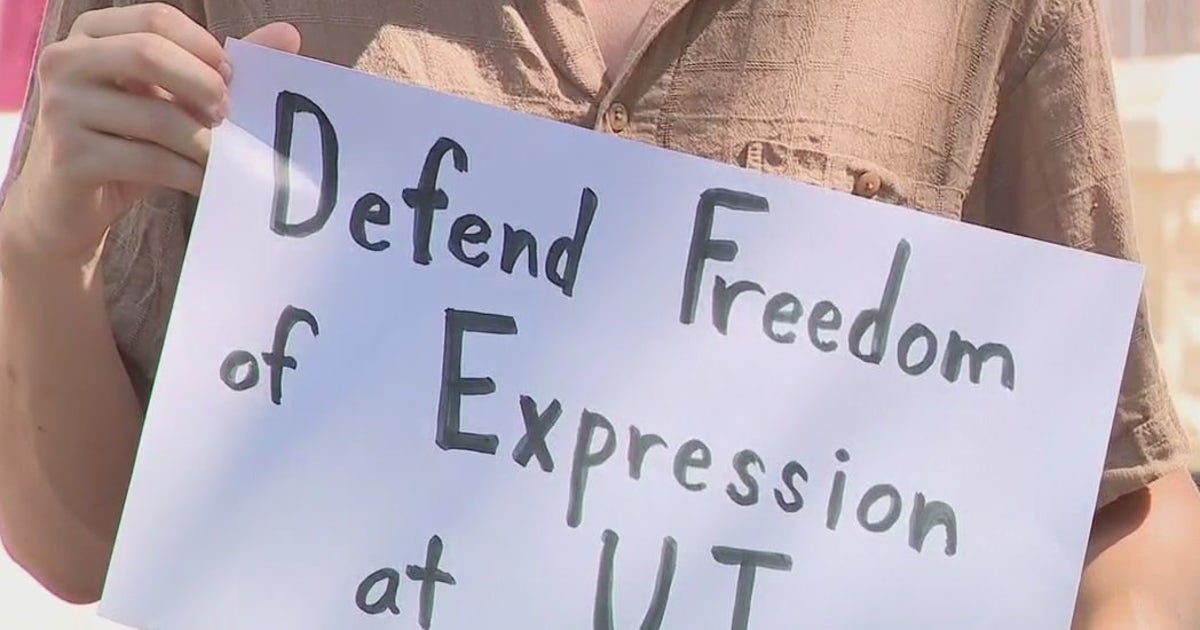 UT Austin student group claims new law violates free speech on campus ...