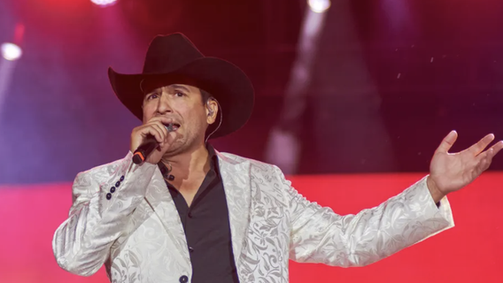 Bobby Pulido, Tejano star and Texas Democrat, aims to flip GOP-held Congress seat