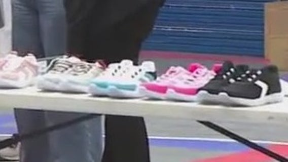 Austin ISD students receive more than 1,000 free new shoes