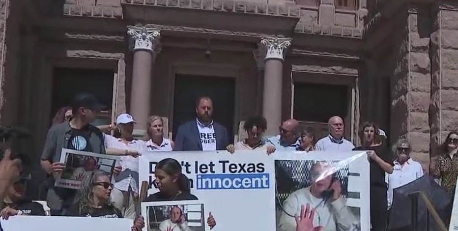 Group holds rally in Austin in support of death row inmate Robert Roberson