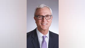 Former Congressman Chris Bell enters Texas governor’s race, pledging ethics reform