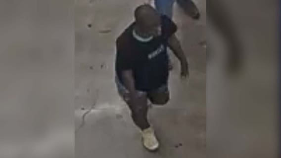 Woman assaults victim in North Austin H-E-B robbery: APD