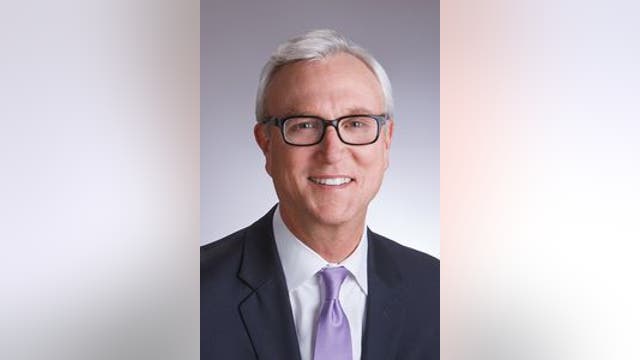 Former Congressman Chris Bell enters Texas governor’s race, pledging ethics reform