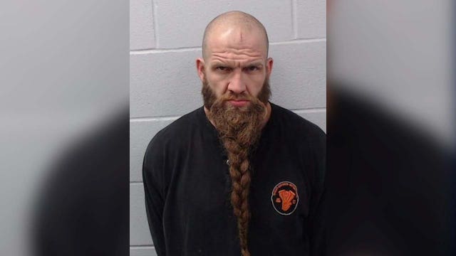 Lockhart man arrested in Kyle after found with meth, stolen gun